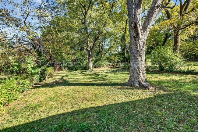 Building Photo - 6166 Emerald Ave