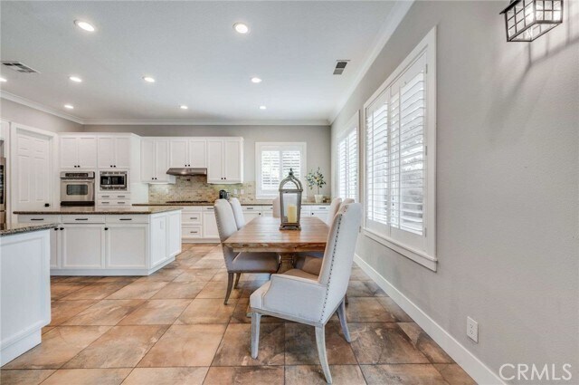 Building Photo - 610 Barbre Ln