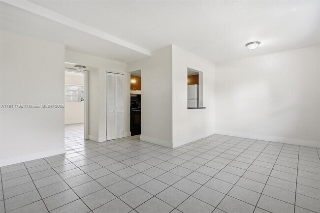 Building Photo - 2405 NW 135th St