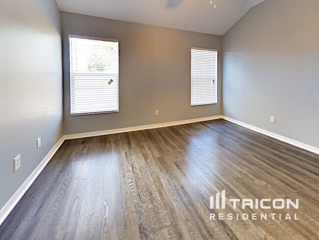 Building Photo - 7520 Oxford Garden Cir