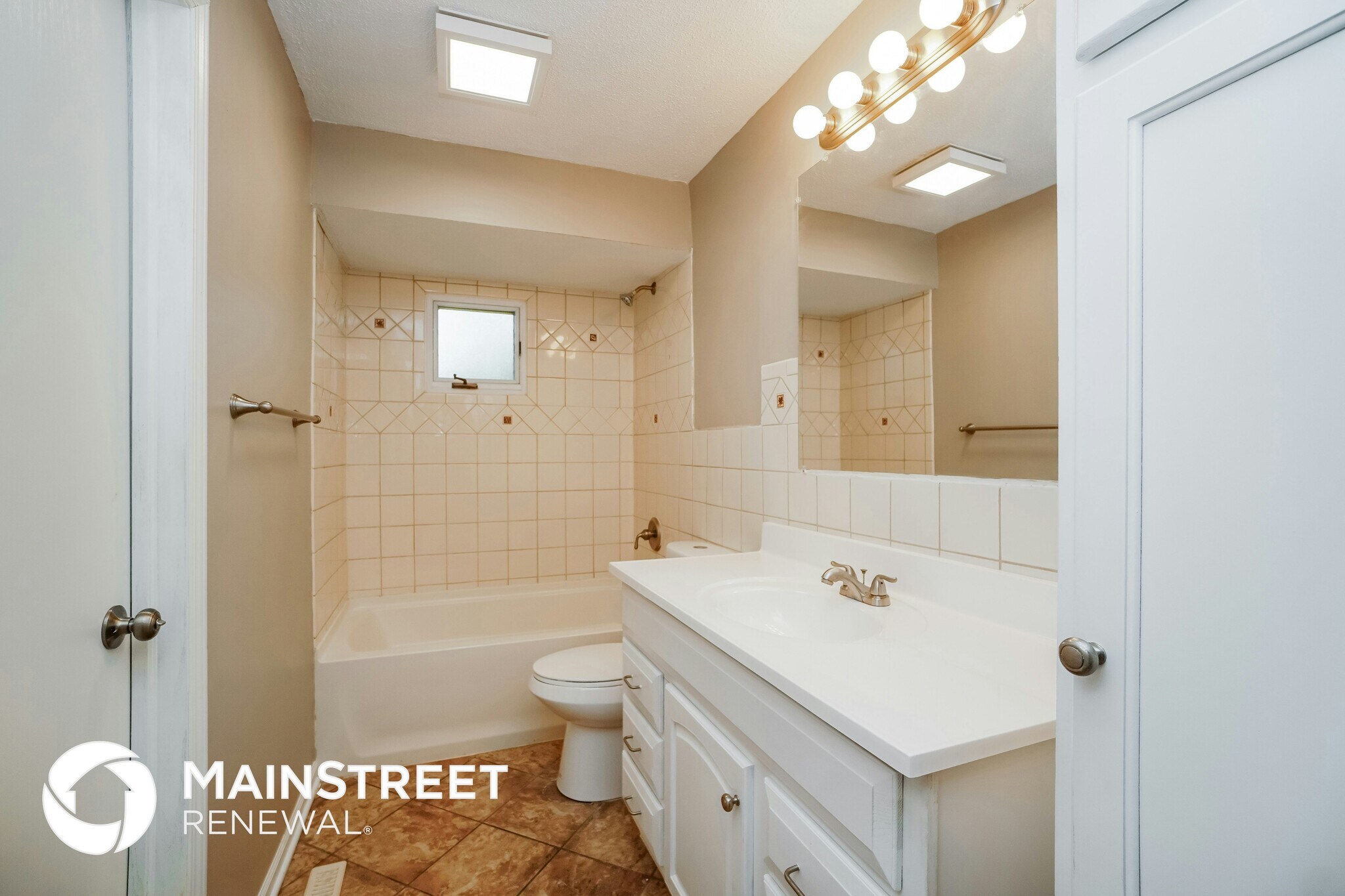 Building Photo - 171 Parkview Dr