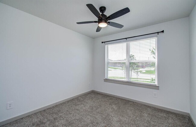 Building Photo - 14543 Rain Tree Dr