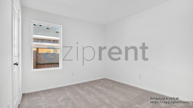 Building Photo - 26911 Dalmatian Bellflower Dr