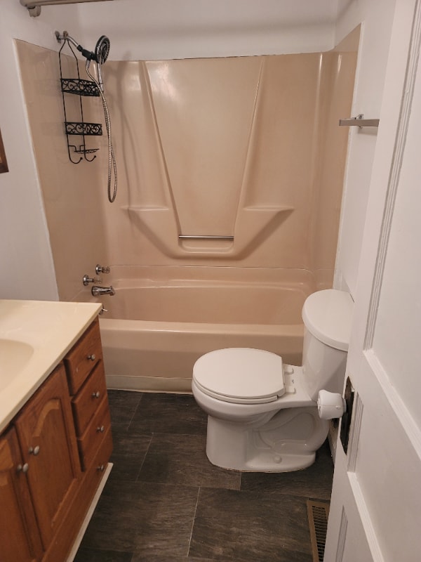 Building Photo - 23 Lance Dr