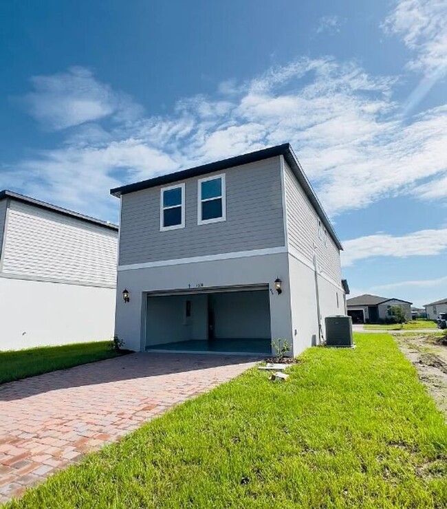 Building Photo - Brand New 3/2.5 Modern Home with a Loft an...