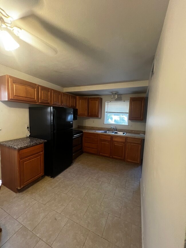 Building Photo - 505 Butler Dr