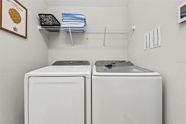 Building Photo - 389 Southfield St