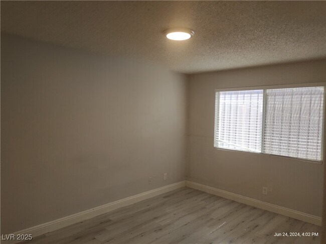 Building Photo - 3663 Kolendo Ct