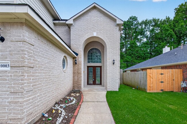 Building Photo - 20003 Fieldtree Dr
