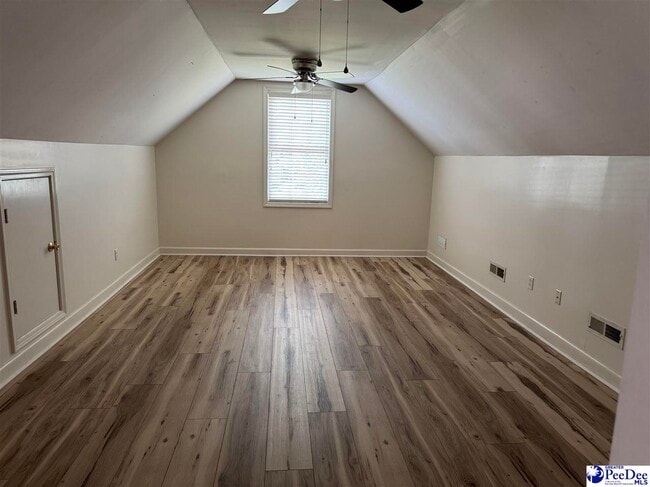 Building Photo - 3401 Saxon Dr