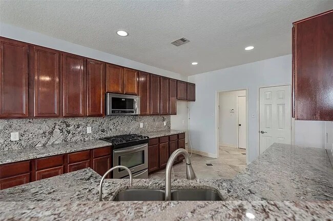 Kitchen side 2 - 4903 Ibis Lake Ct