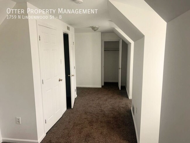 Building Photo - 2BR/1BA Sunny West Philly Apt with Washer/...