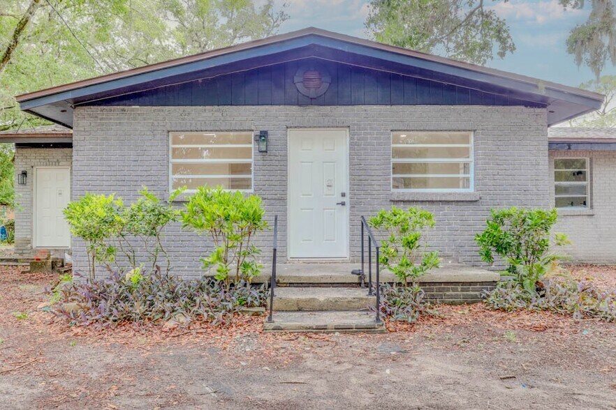 Building Photo - 1255 Pine St