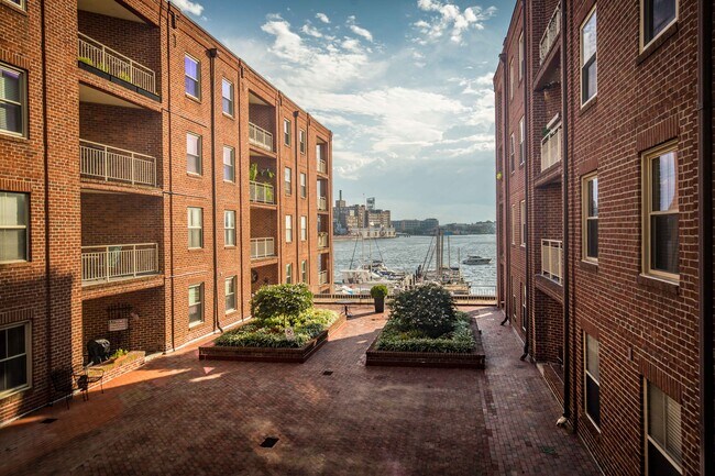 View from balcony - 960 Fell St