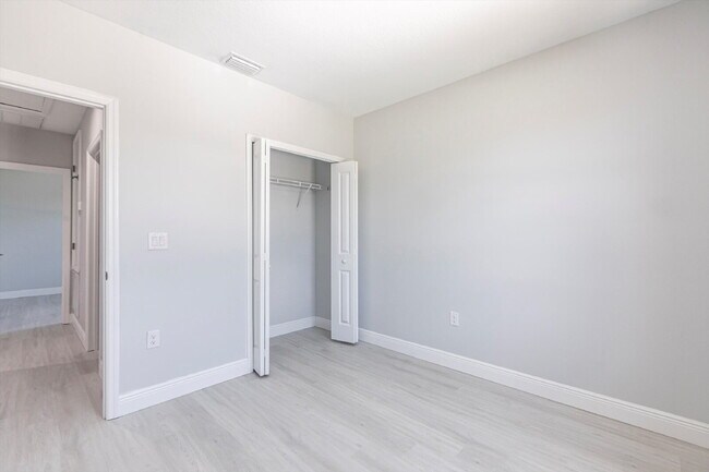 Building Photo - BRAND NEW Construction, 3 bed / 2 bath Rent-Ready Home in Port Charlotte!