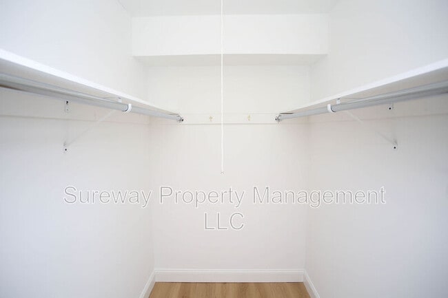 Building Photo - 1801A Sedgefield Dr