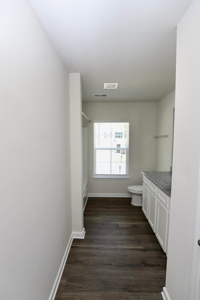 Building Photo - 463 N High Duck Trail