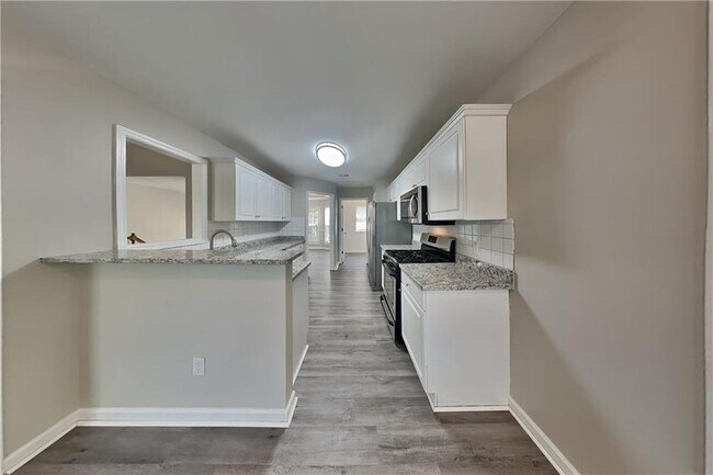 Building Photo - 652 Bramlett Way