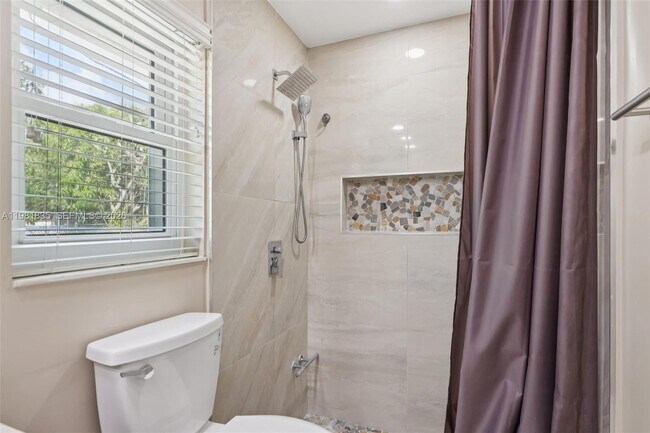 Building Photo - 11573 NW 39th Pl