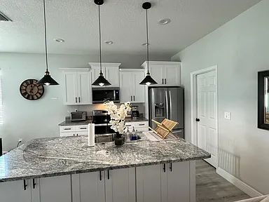 Building Photo - BRAND NEW HOME 2022 - All new appliances! Home is fully furnished!