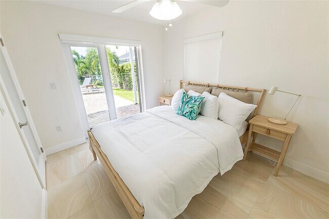 Building Photo - 1162 Hayes St