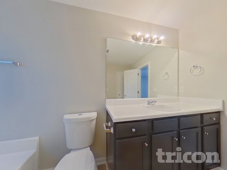 Building Photo - 150 Whetstone Way