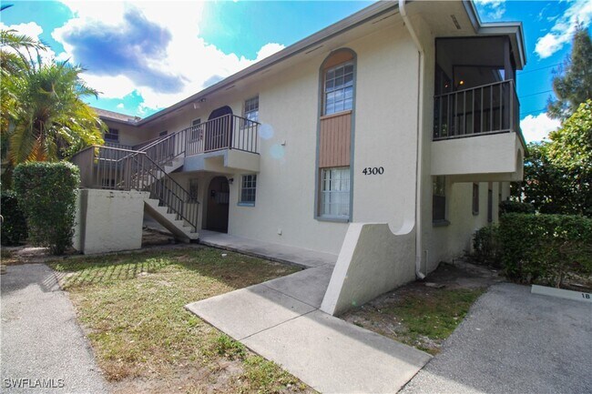 Building Photo - 4300 Gulfstream Dr