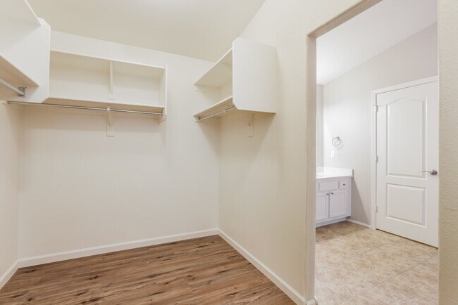 Building Photo - 4123 E Azurite Rd