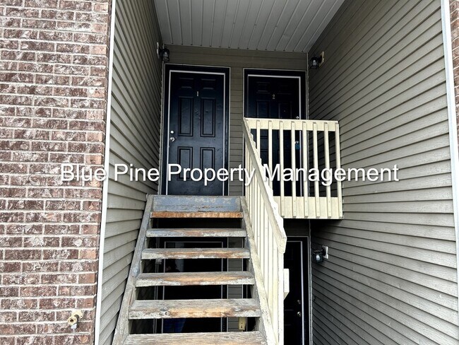 Building Photo - 322 Fredregill Rd