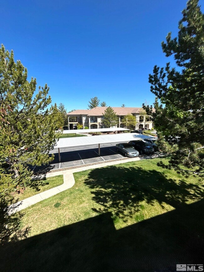 Building Photo - 6850 Sharlands Ave.