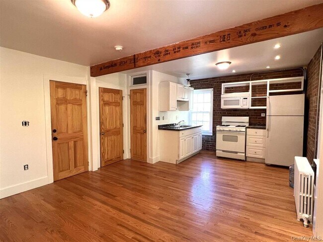 Building Photo - 273 NY-9D