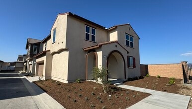 Building Photo - 31506 Lolite Dr