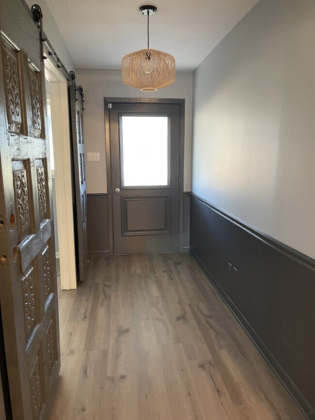 Building Photo - 309 Darbonne Dr