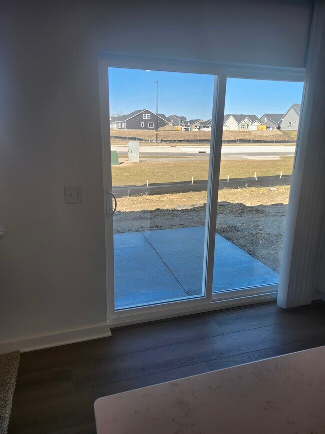 Building Photo - 10531 Harbor Ln N