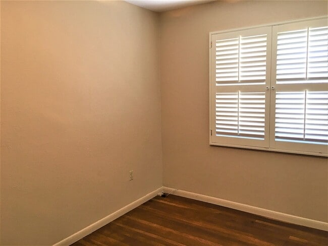 Building Photo - Single Story | Prime Location | Nob Hill L...