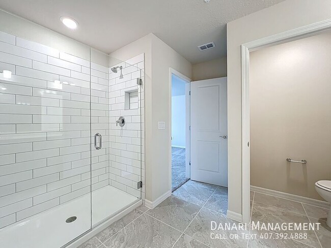 Building Photo - 431 Meadowland Pt