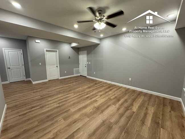 Building Photo - 2610 N Bluff St