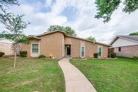 Building Photo - 3401 High Plateau Dr