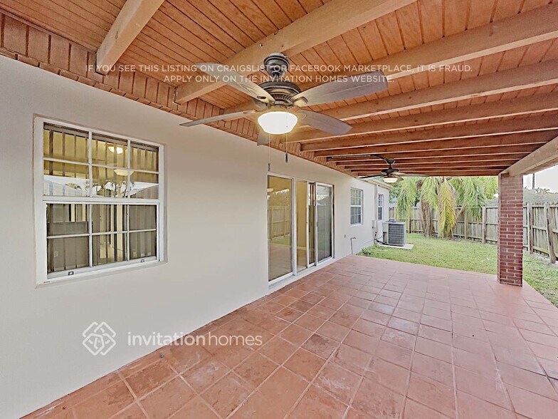 Building Photo - 14334 SW 159th Terrace