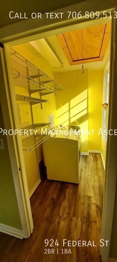 Building Photo - 924 Federal St