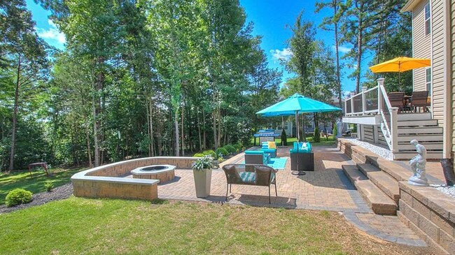 Building Photo - 2205 Cakebread Court