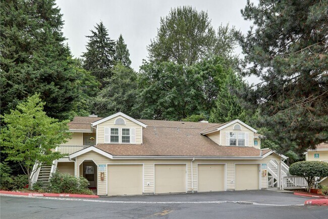 Primary Photo - Charming 2BR 2BA Condo in great Bellevue l...