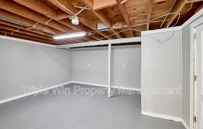 Building Photo - 2770 Dove Dr