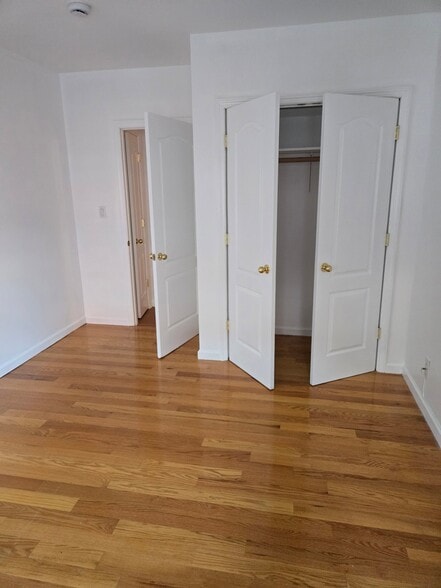 Building Photo - 25-41 37th St