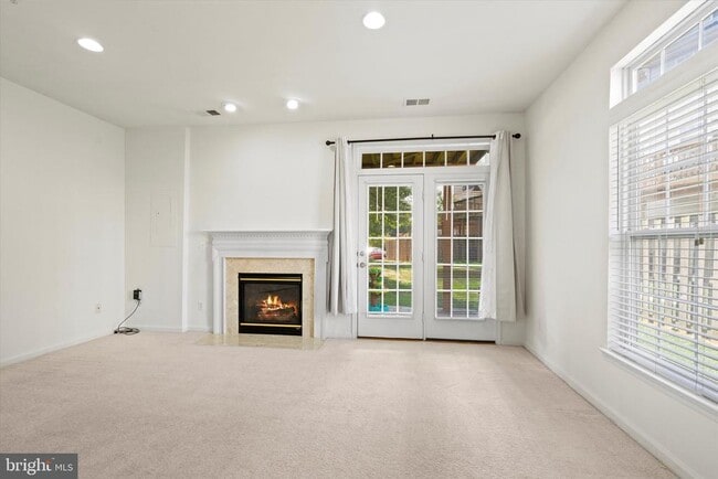 Primary Photo - 3567 Ellery Cir