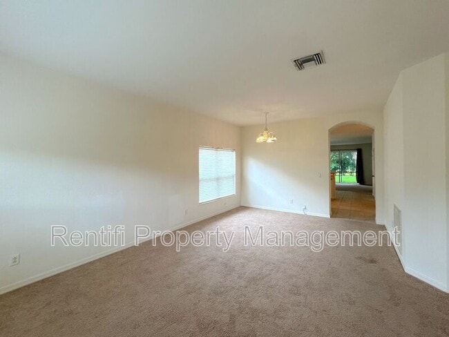 Building Photo - 9240 Gladiolus Preserve Cir