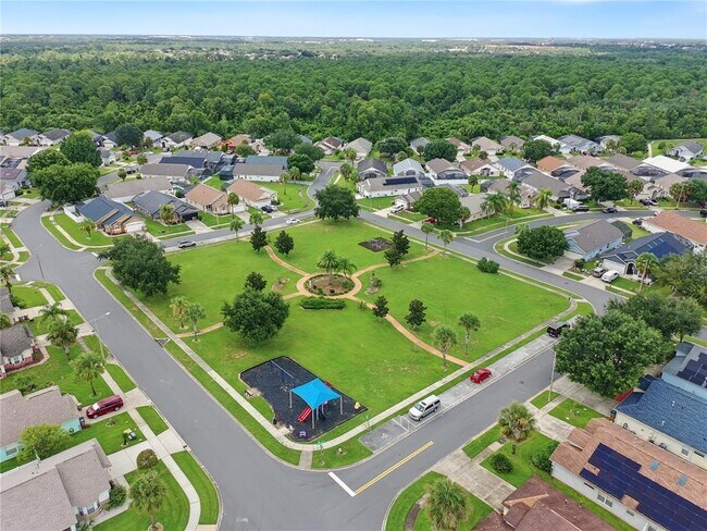 Building Photo - 8105 Santee Dr