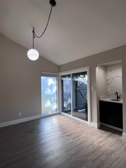 Building Photo - 2455 American River Dr