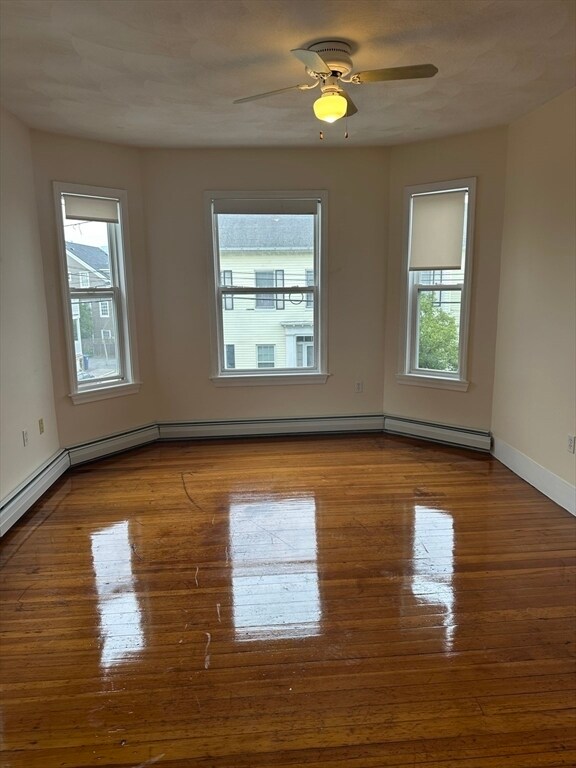 Building Photo - 16 Mason St