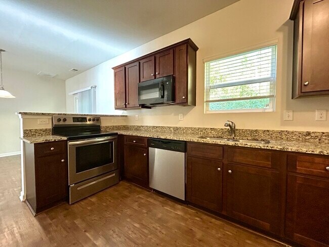 Building Photo - 291 Village Creek Way